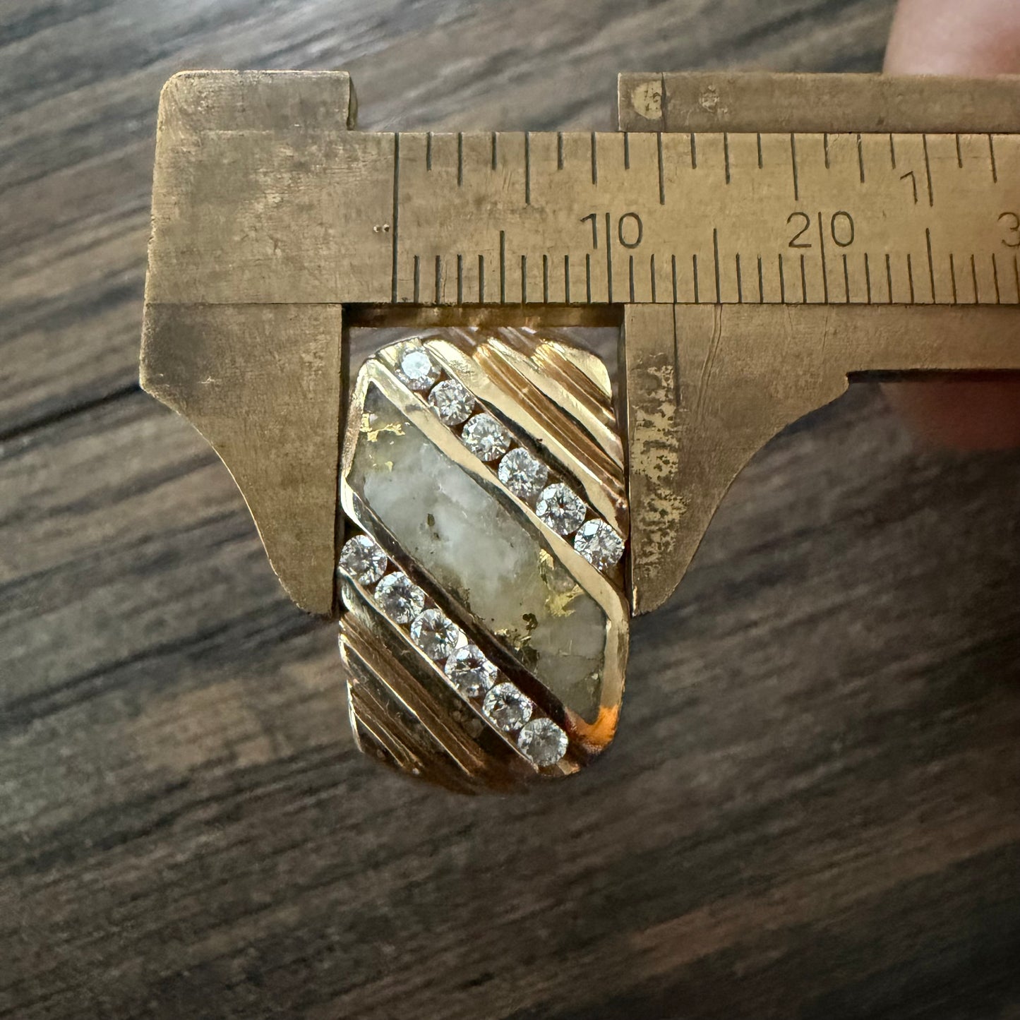 Vintage Solid 14k Yellow Gold .50ctw Natural Diamond Gold Bearing Quartz Signet Ring (13.5)
