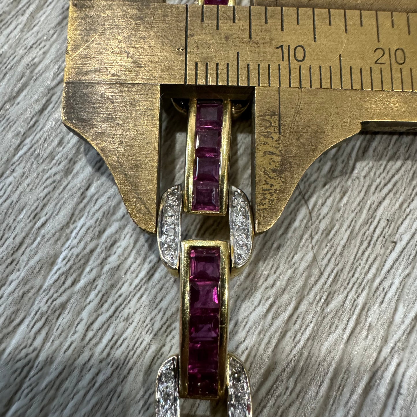 Vintage Heavyweight 18k Yellow Gold 5.0ctw Natural Princess Cut Ruby And 1.0ctw Natural Diamond Bracelet (7.5”)