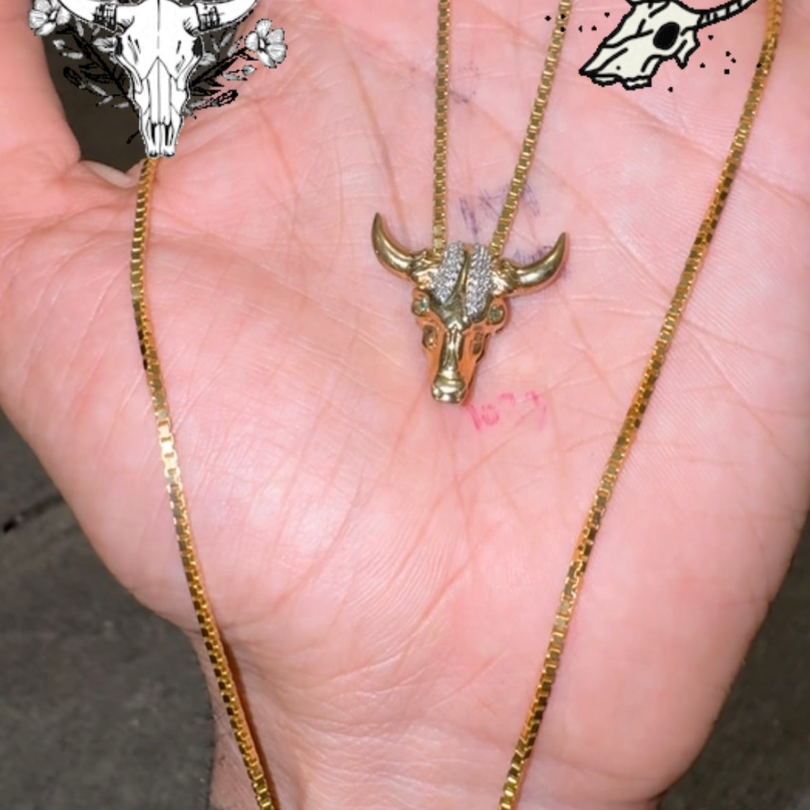 Steer Pendant