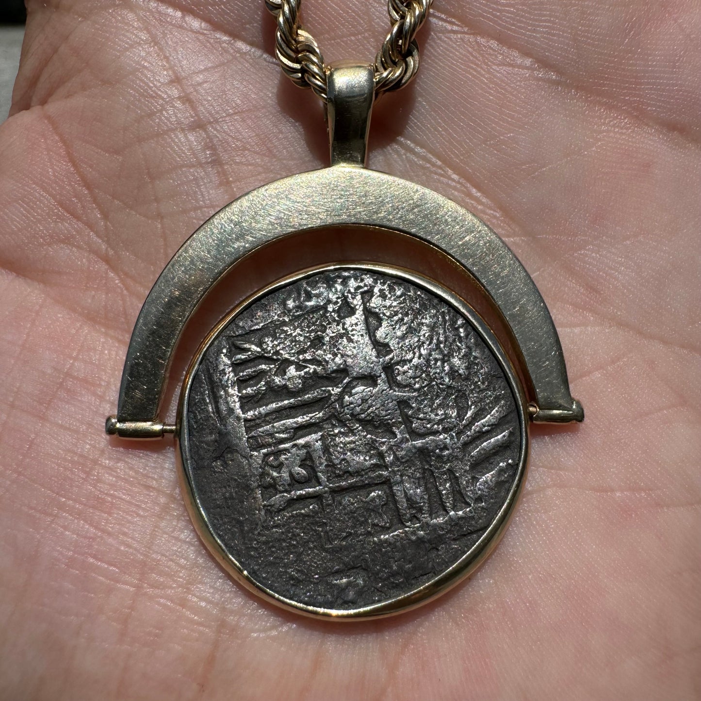 1681 Santa Maria De La Consolación Sea Salvaged Silver 8 Reale Shipwreck Coin Spinning Solid 14k Yellow Gold Pendant