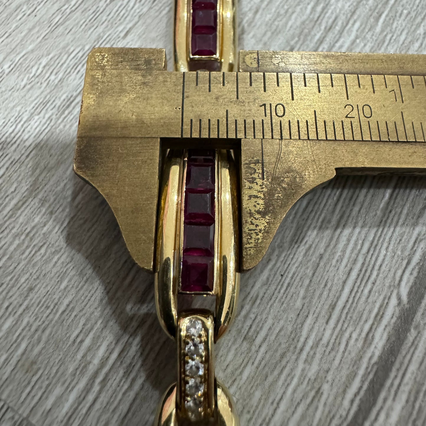 Vintage Custom Solid 18k Yellow Gold 3.0ctw Natural Ruby 1.0ctw Natural Diamond Bracelet (7”)