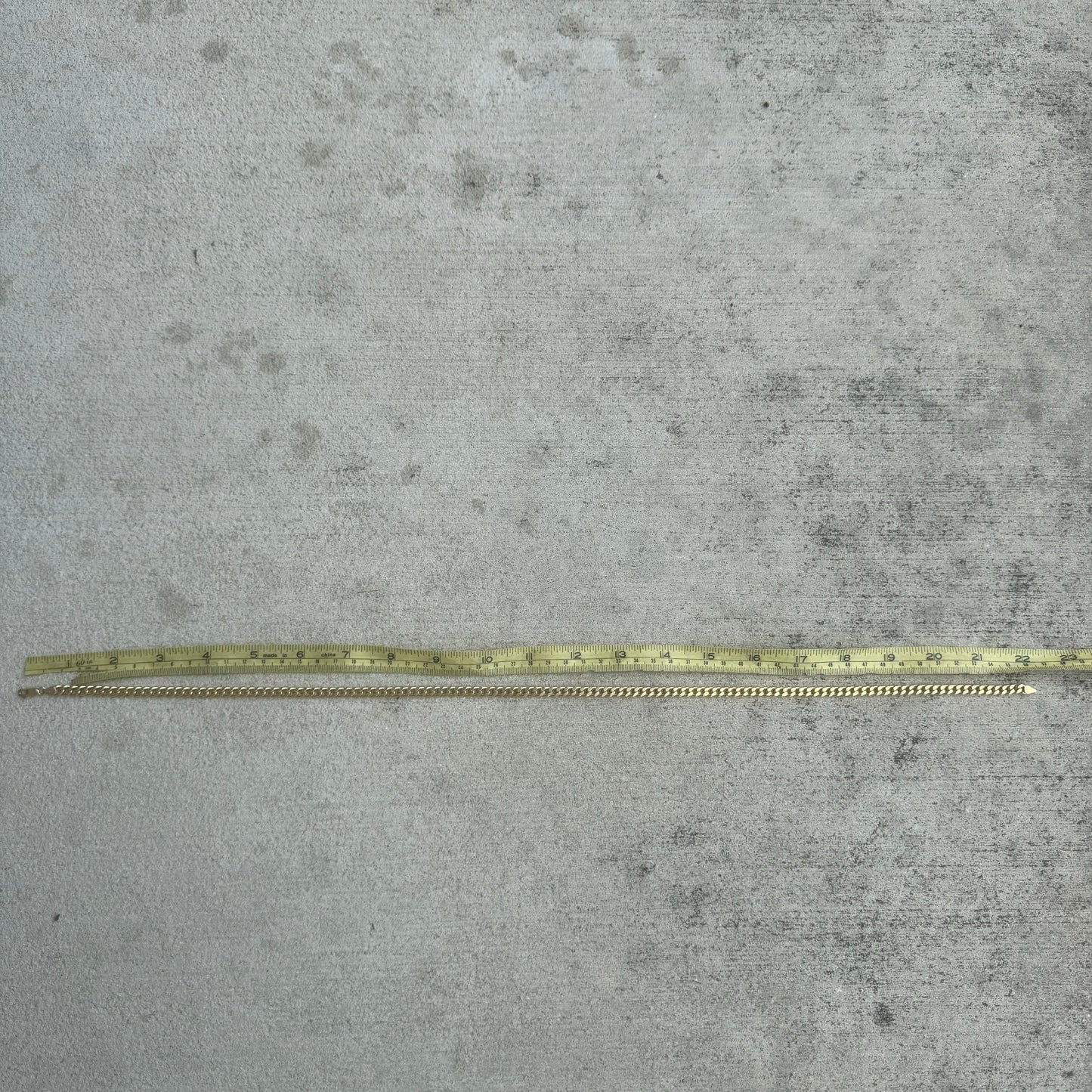 Vintage 10k Yellow Italian Gold Knife Edged Cuban Link Necklace (22”)