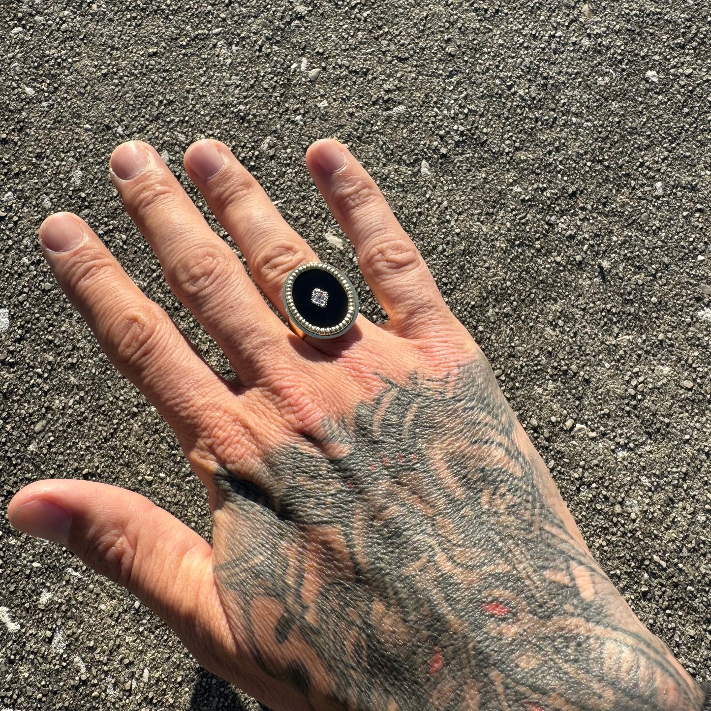 Vintage Solid 18k Yellow Gold Black Onyx Natural Solitaire Diamond Signet Ring (8.25)