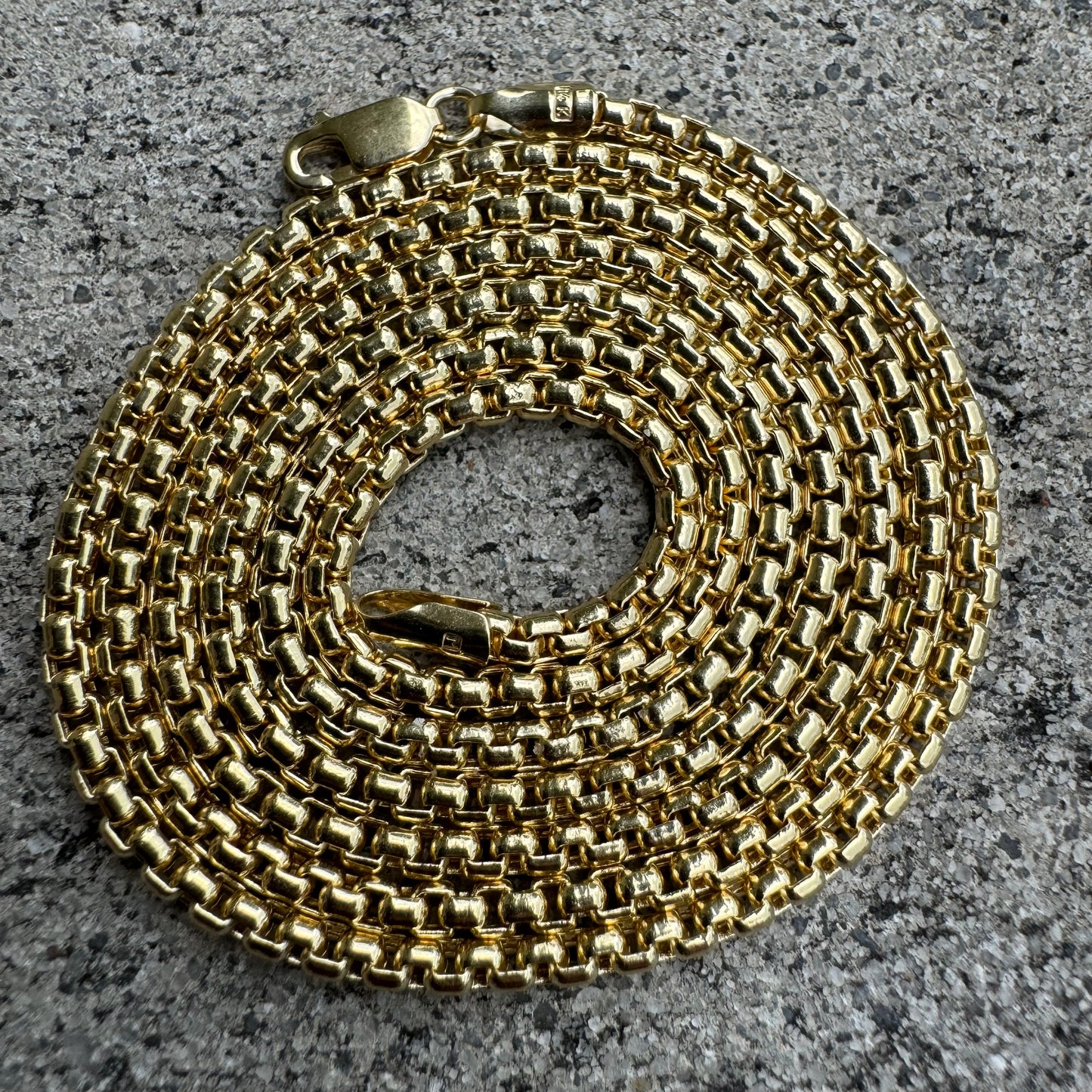 Brand New 14k Italian Yellow Gold Rounded Box Link Necklace (22”)