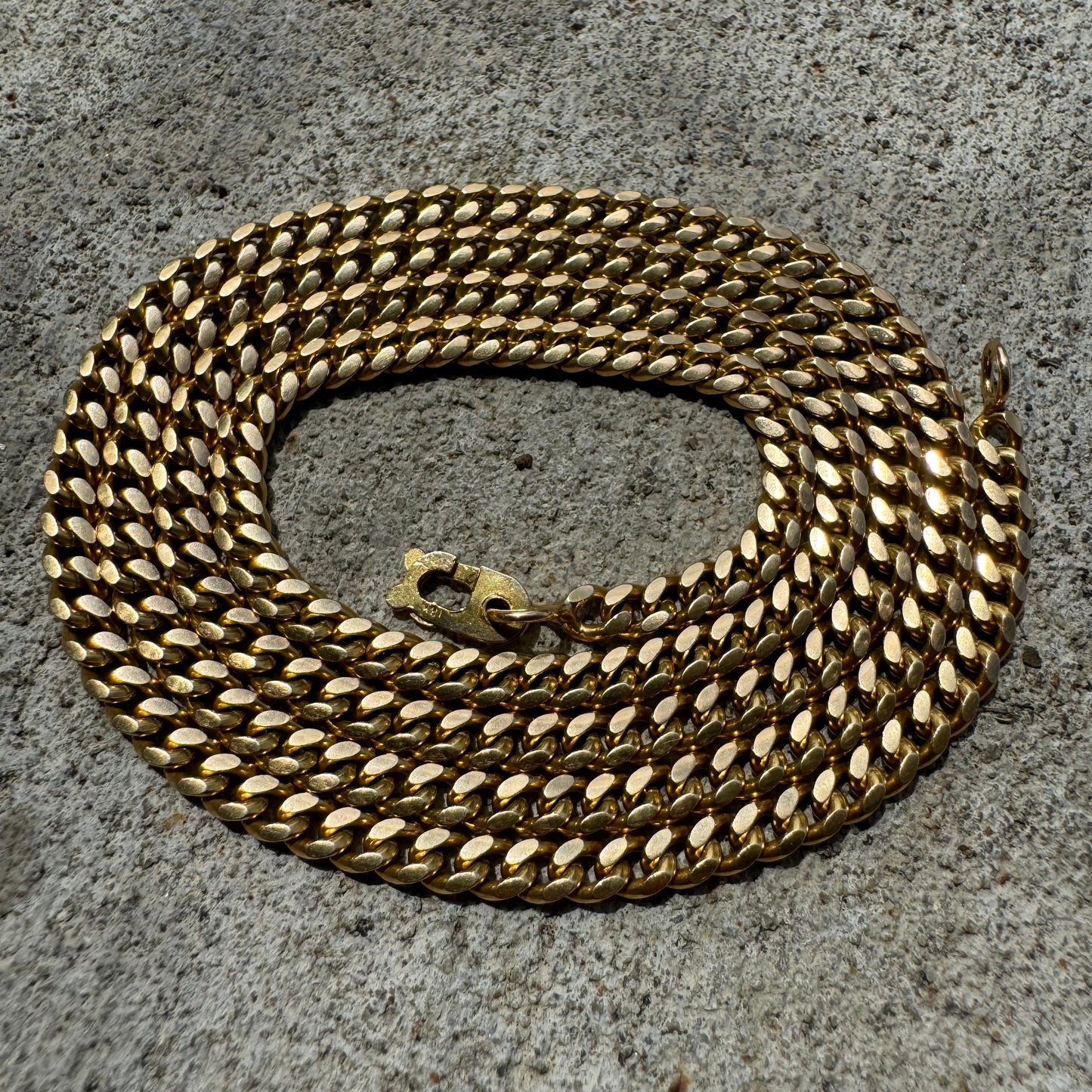 Mid-Century Solid 18k Yellow Gold Heavyweight Cuban Curb Link Necklace (25.5”)