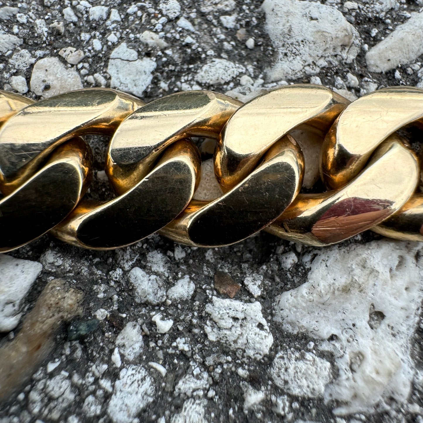 Mid-Century Solid 18k Yellow Gold Super Heavyweight Old School Miami Cuban Link Bracelet (7.75”)