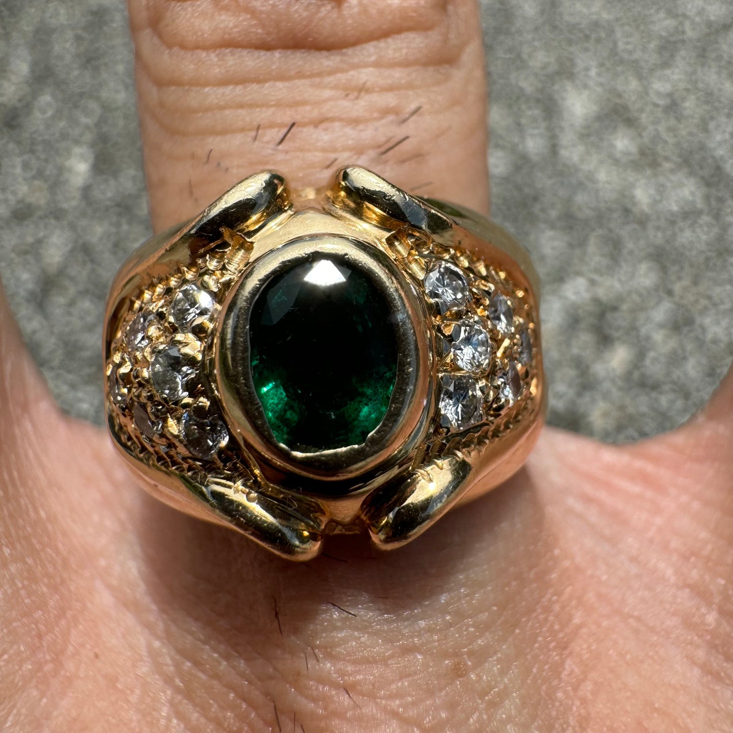 Vintage 14k Yellow Gold .80Ct Natural Columbian Emerald .50Ctw Natural VS Diamond Ring (8)