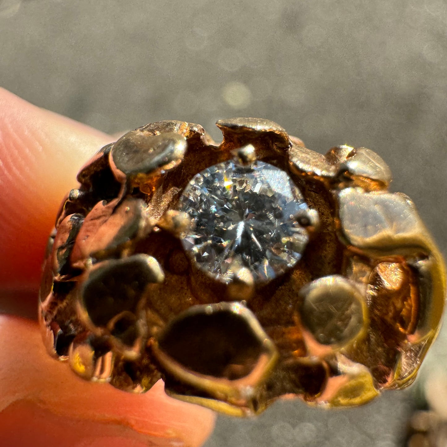 1970’s Solid 14k Yellow Gold .25ct Natural Diamond Brutalist Nugget Gypsy Ring (8)