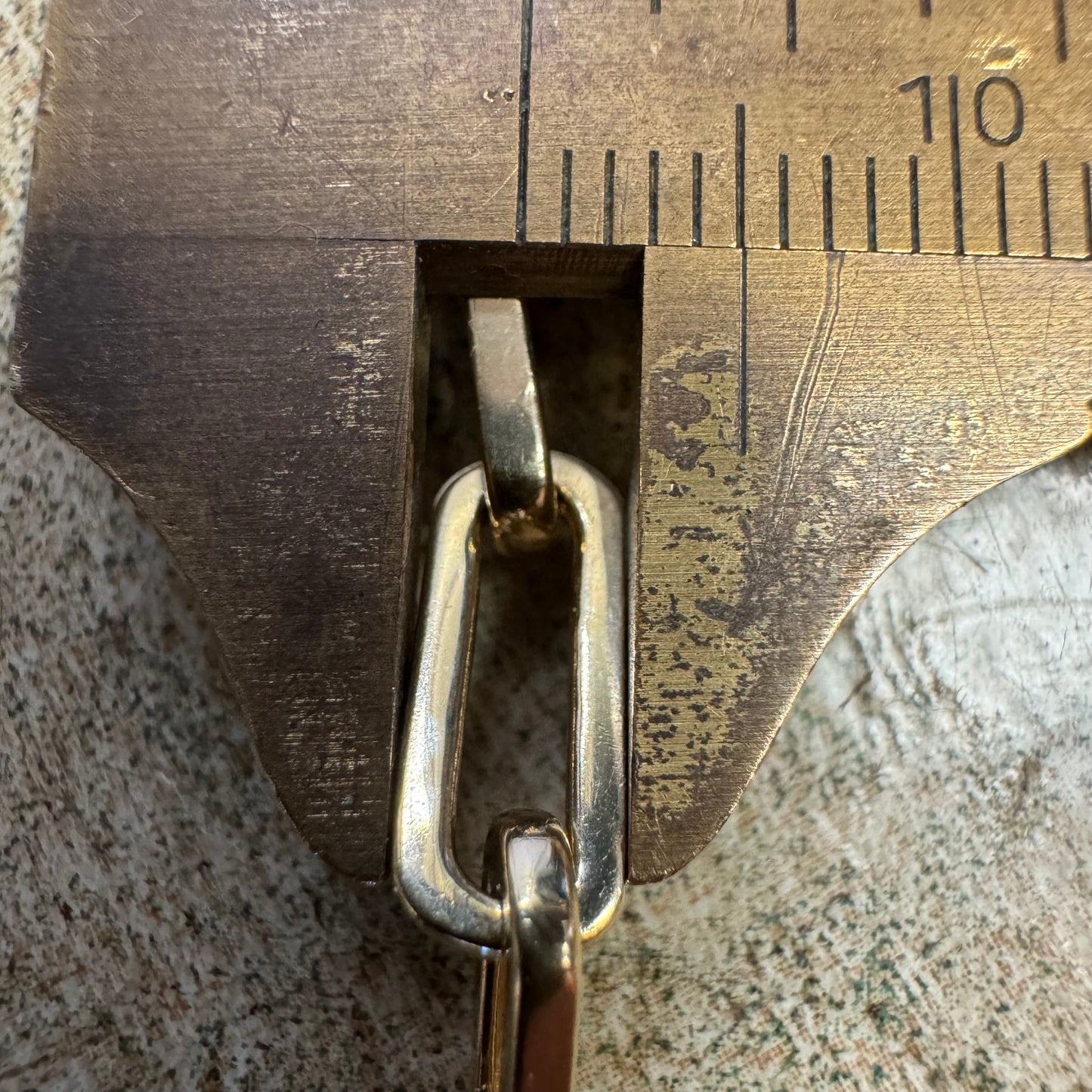 Brand New Solid 14k Yellow Gold Paperclip Link Necklace (22”)