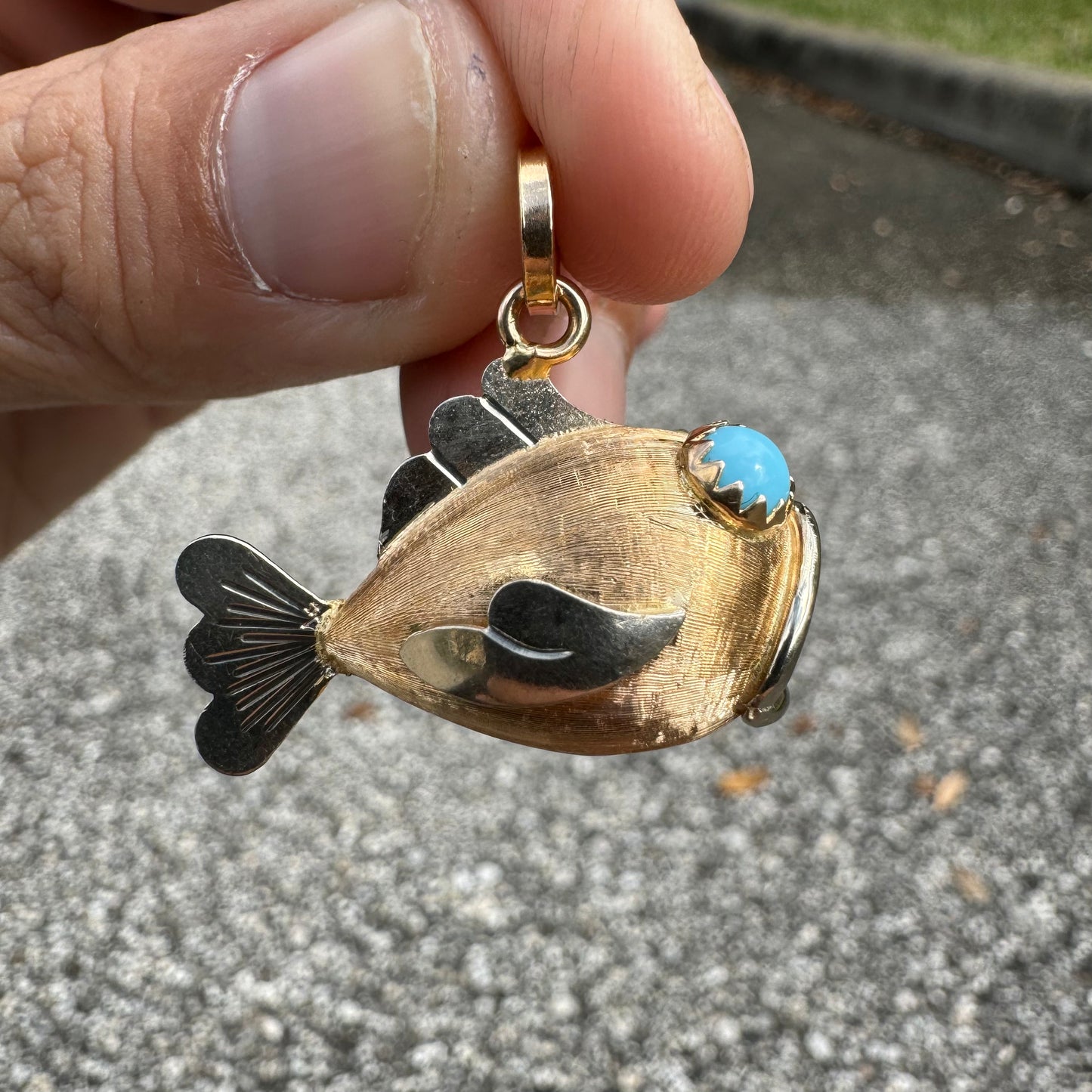Pre-1975 Imported British Hallmarked 18k Yellow Gold Persian Turquoise Fish Pendant