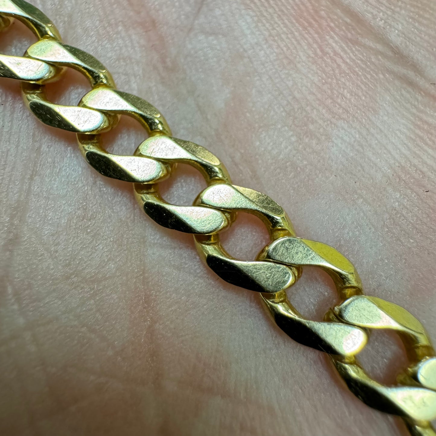 Vintage Solid 14k Yellow Gold Italian Designer Knife Edged Cuban Link Bracelet (8.25”)