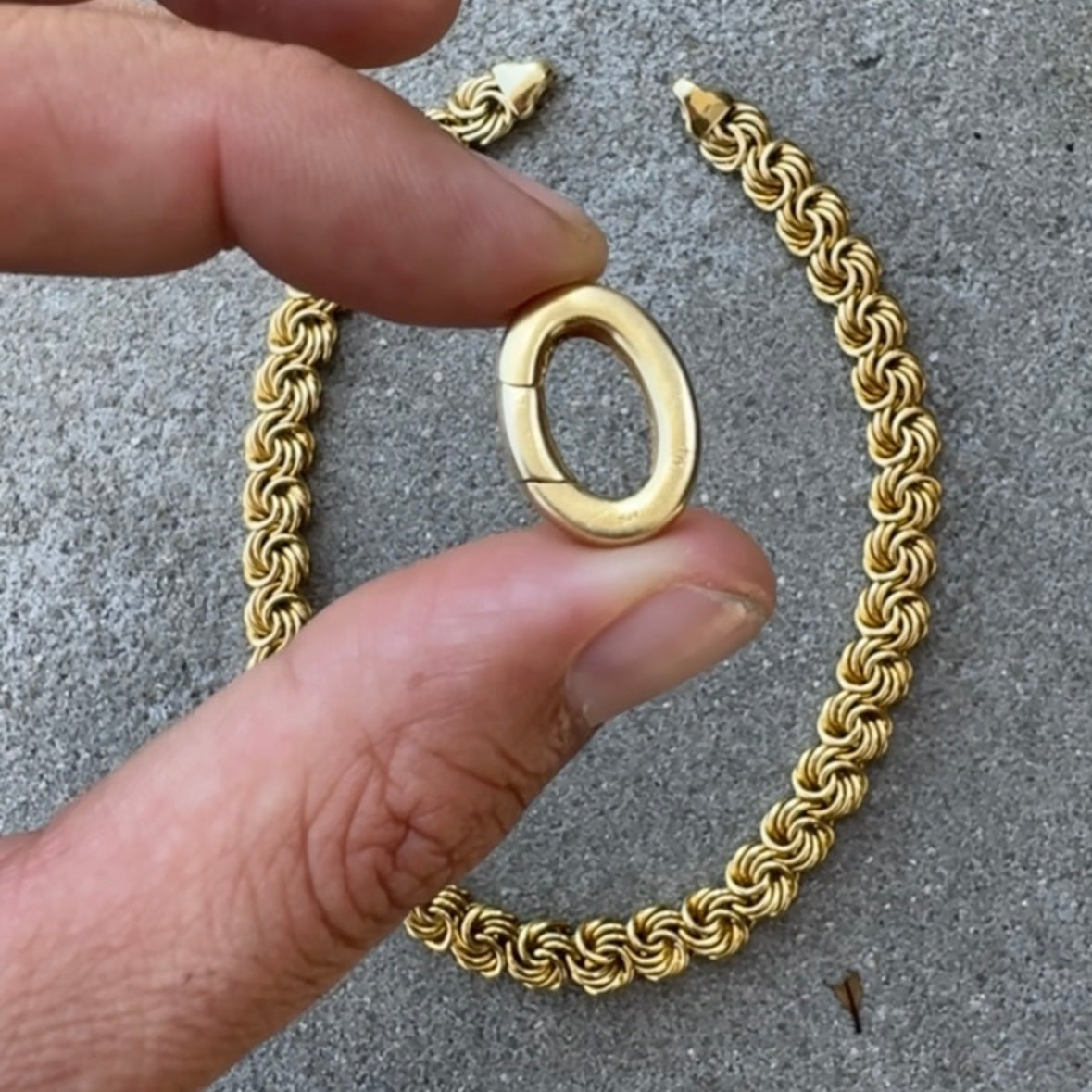 Carabiner