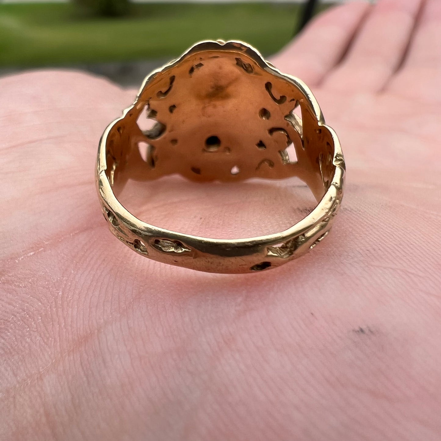Art Nouveau 14k Yellow Gold Blue Sapphire Lion Ring (6.5)