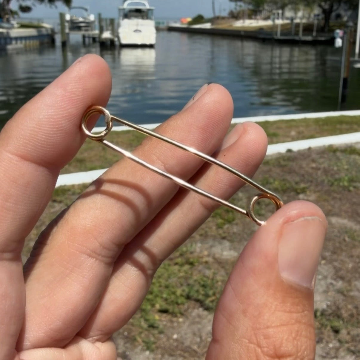 Safety pin
