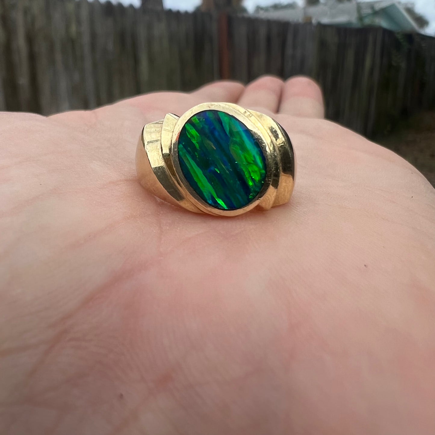 Vintage 14k Yellow Gold Opal Inlaid Modernist Ring (7.25)