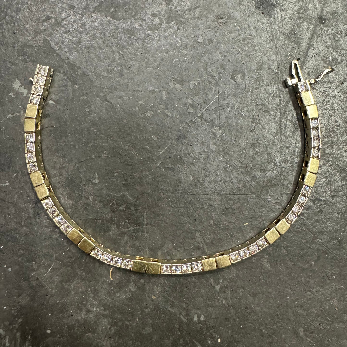 Vintage 14k Two-Tone (White/Yellow) 2.25CTW Natural Diamond Tennis Bracelet