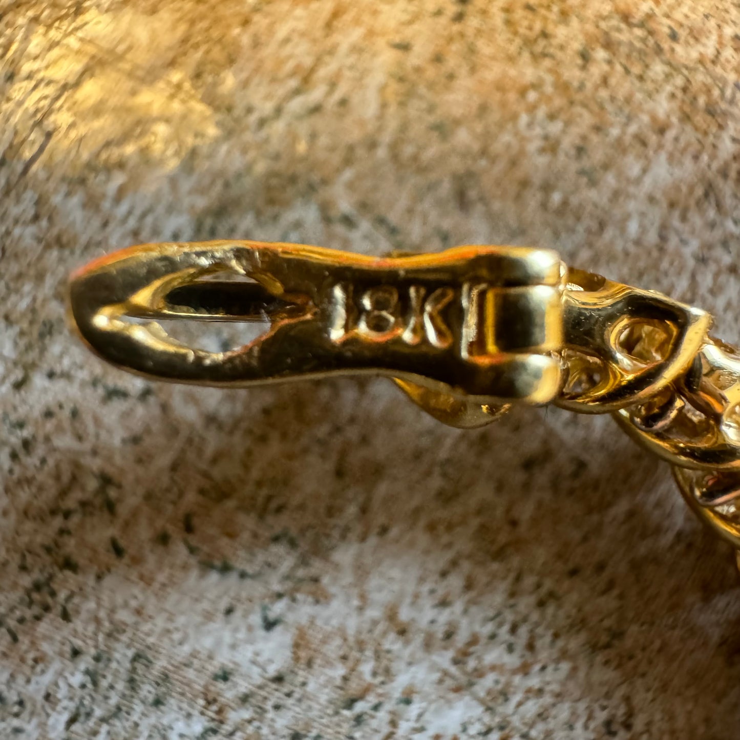 Vintage Solid 18k Yellow Gold 2.0ctw Natural Diamond Tennis Bracelet (7.25”)