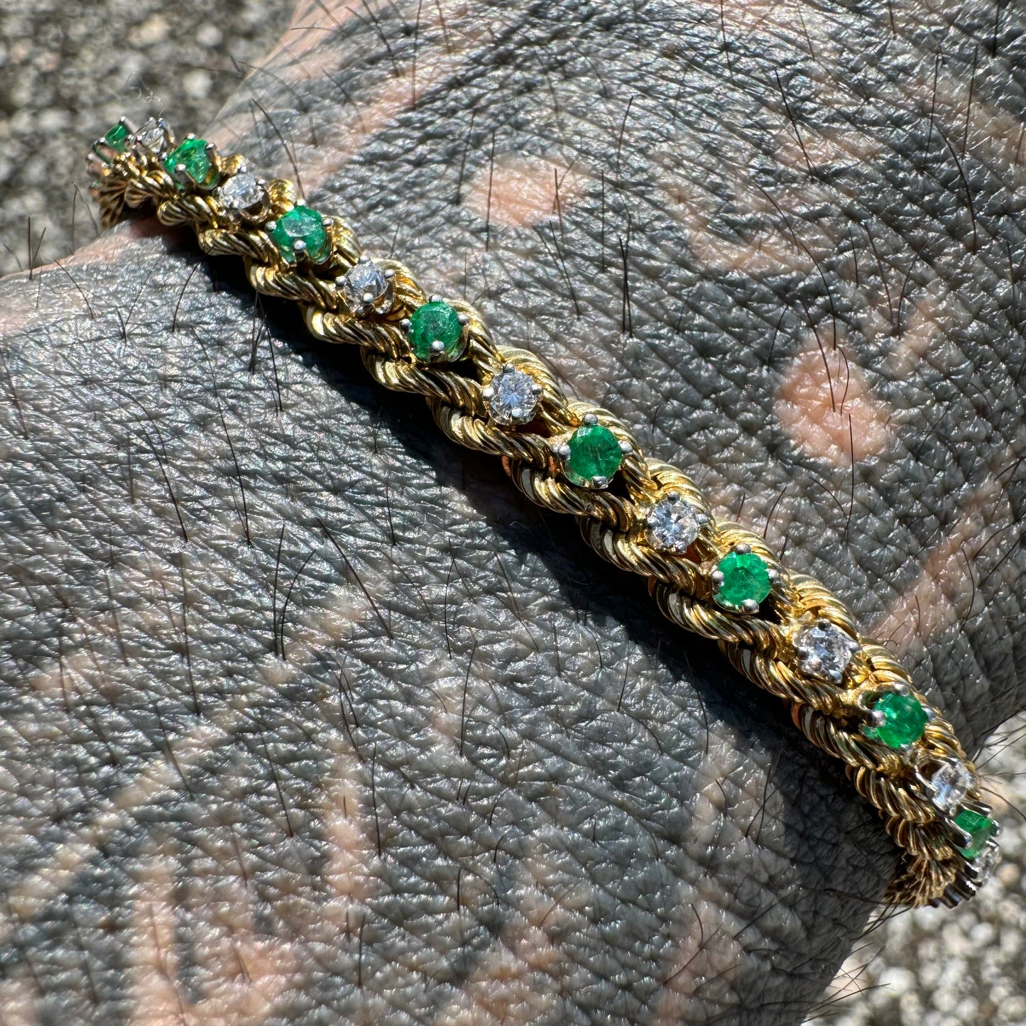 1980’s Solid 14k Yellow Gold 2.0CTW Natural Emerald And Diamond Double Rope Bracelet (7”)