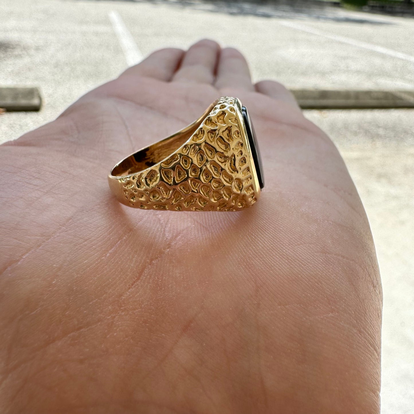 1980’s 14k Yellow Gold Black Onyx Nugget Signet Ring (10.5)