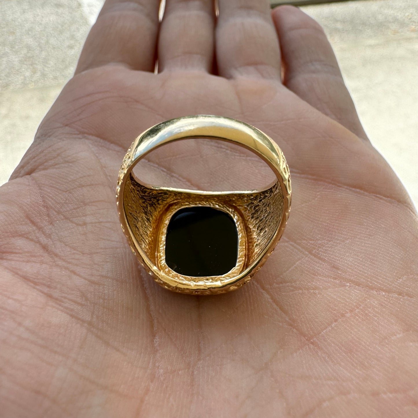 1980’s 14k Yellow Gold Black Onyx Nugget Signet Ring (10.5)