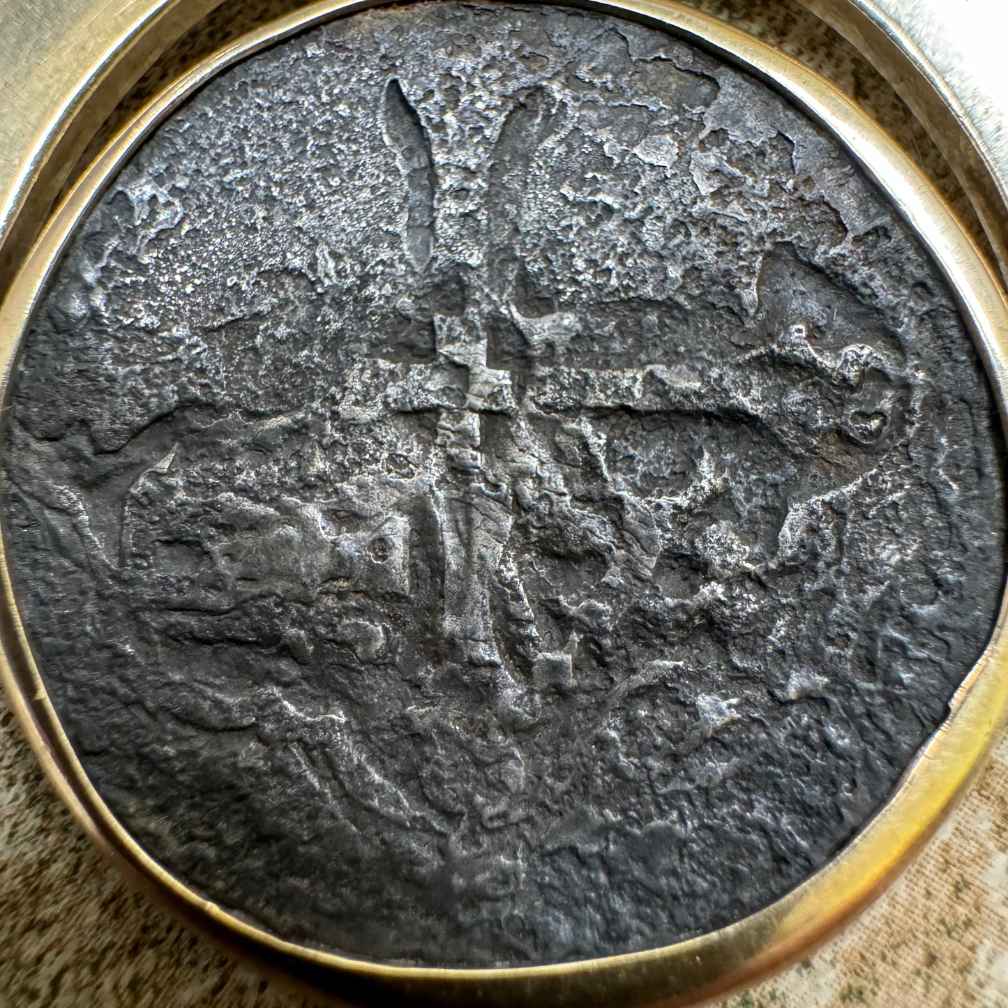 1681 Santa Maria De La Consolación Sea Salvaged Silver 8 Reale Shipwreck Coin Spinning Solid 14k Yellow Gold Pendant
