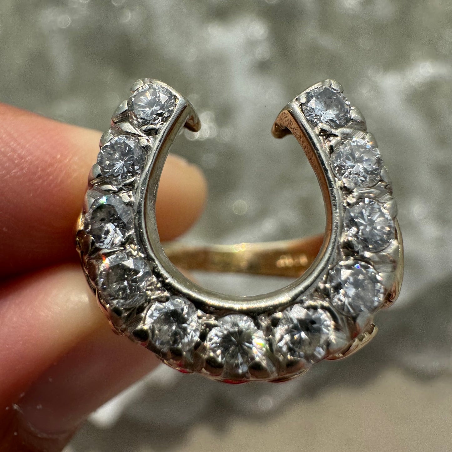 1980’s 14k Gold .77CTW Natural Diamond Horseshoe Nugget Ring (10)