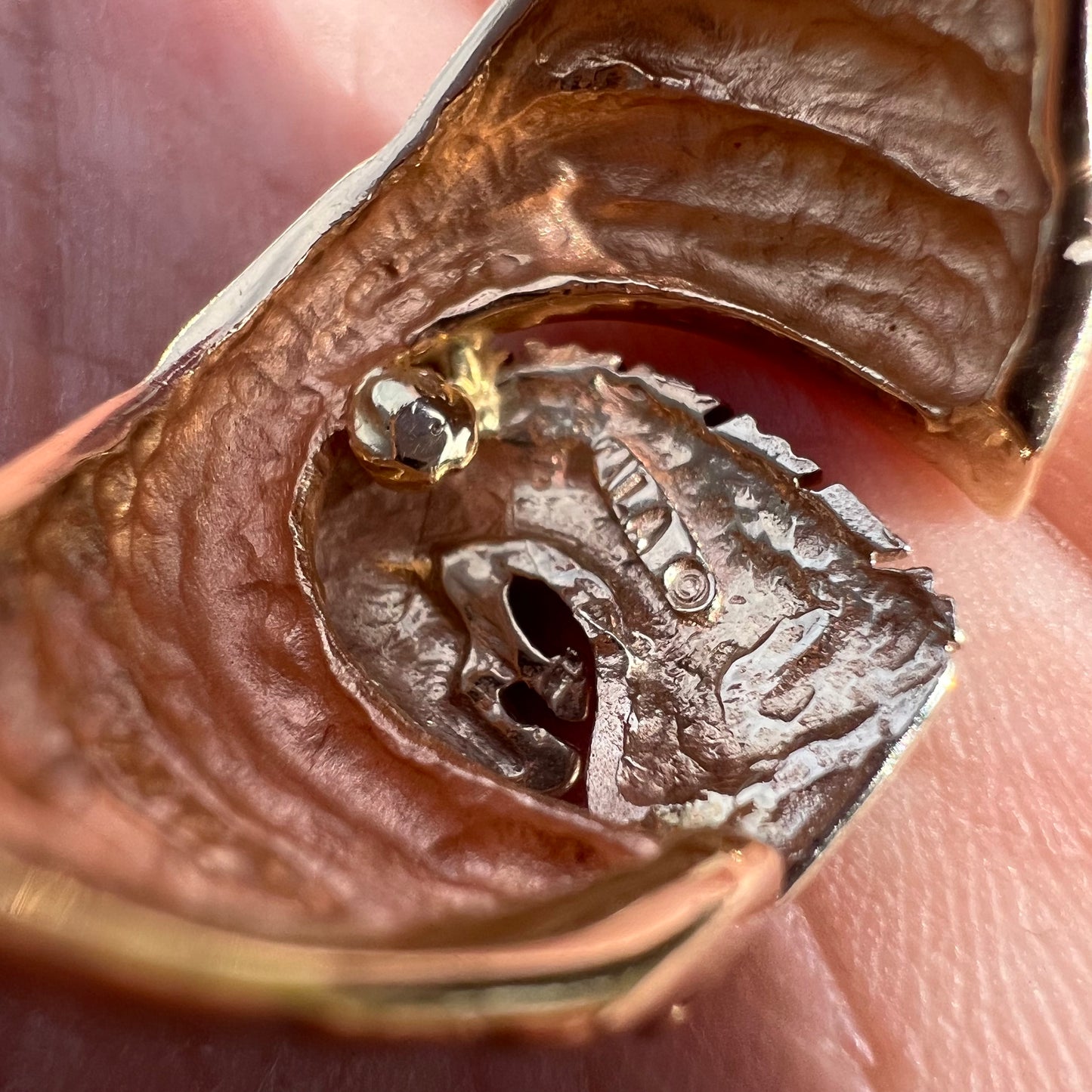 1990’s Solid 14k Gold Good Luck Bucking Stallion Horseshoe Ring (12.5)