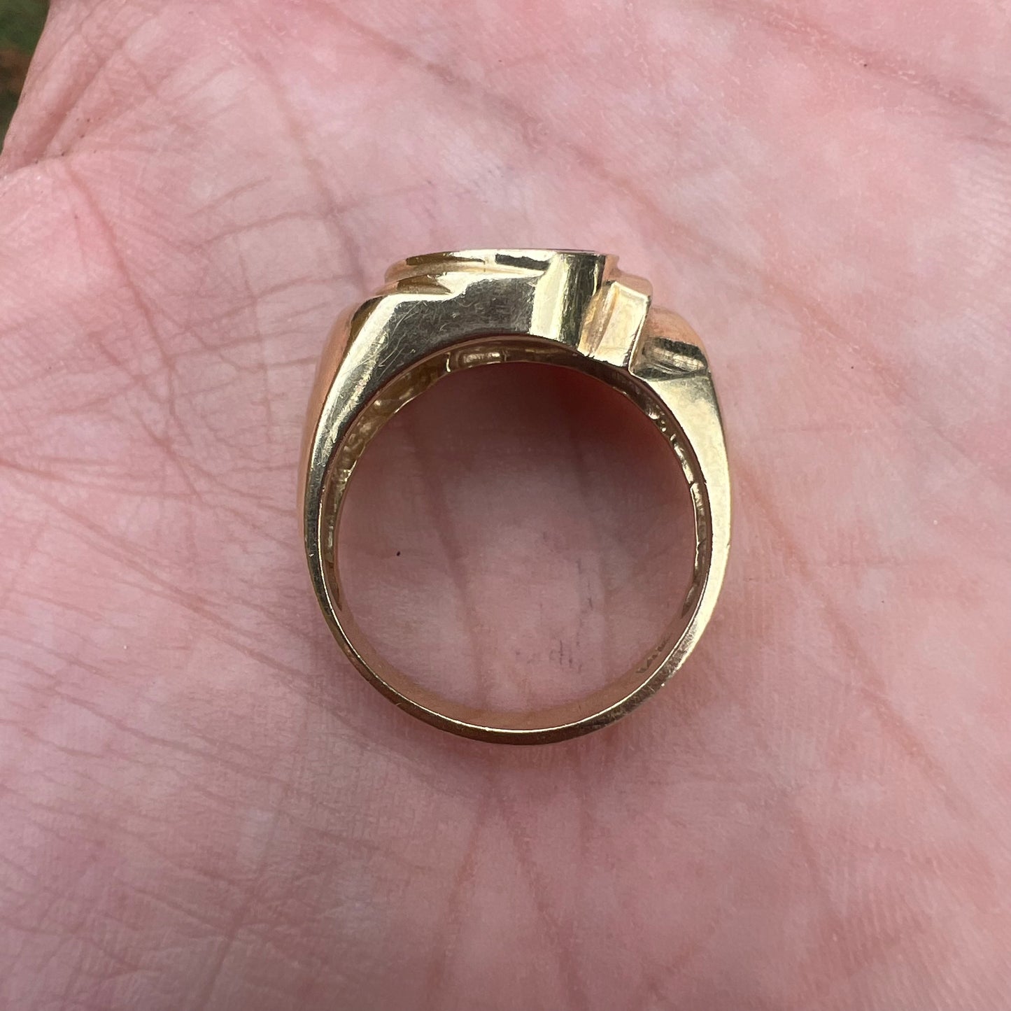 Vintage 14k Yellow Gold Opal Inlaid Modernist Ring (7.25)