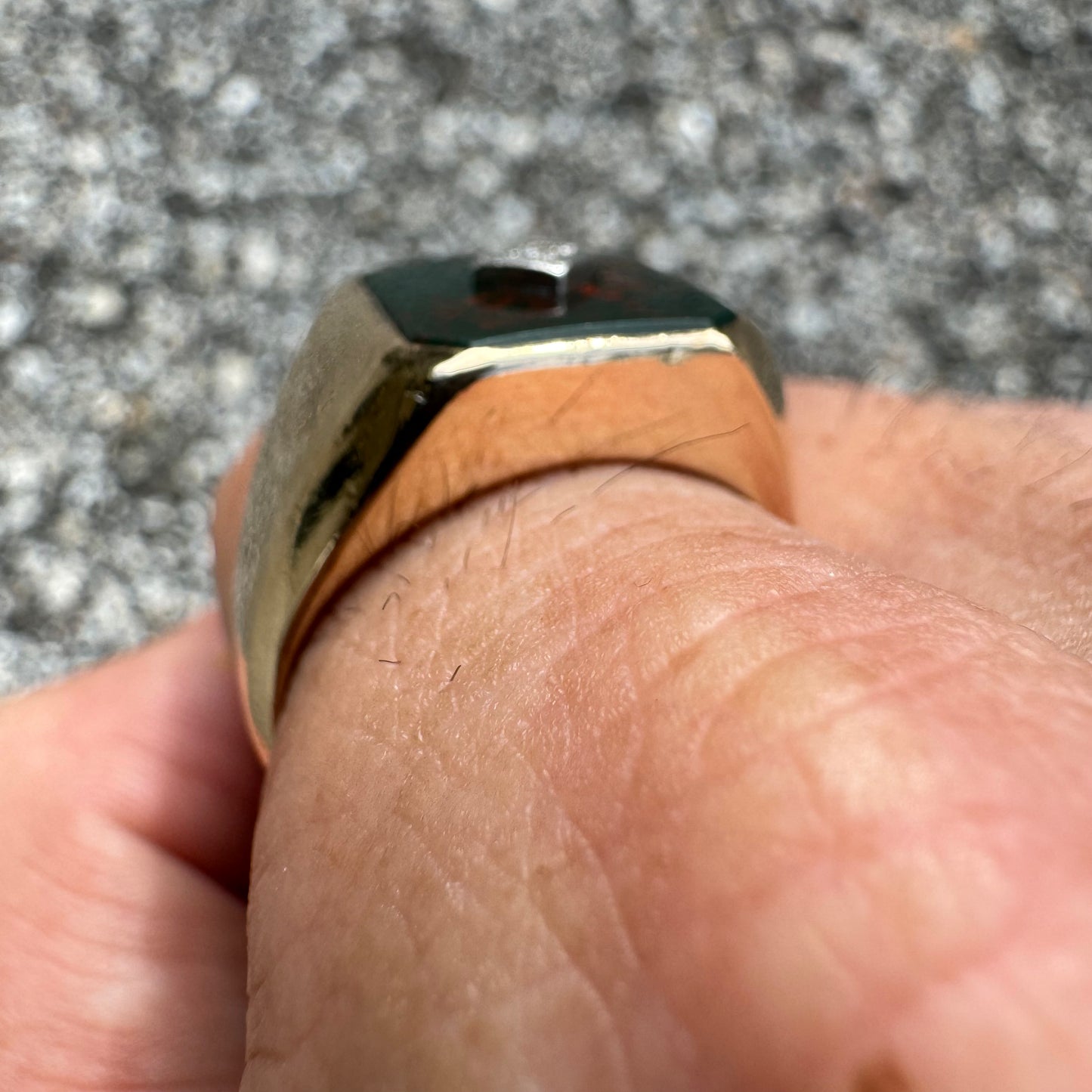 1930’s 10k Yellow Gold Art-Deco Bloodstone Diamond Solitaire Solid Backed Signet Ring (10.5)