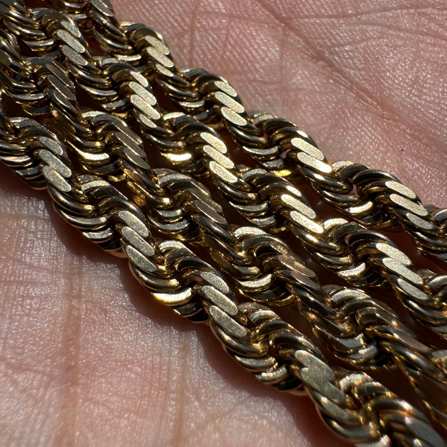 1980’s Solid 14k Yellow Gold Heavyweight Diamondcut Rope Chain Necklace (20.25”)