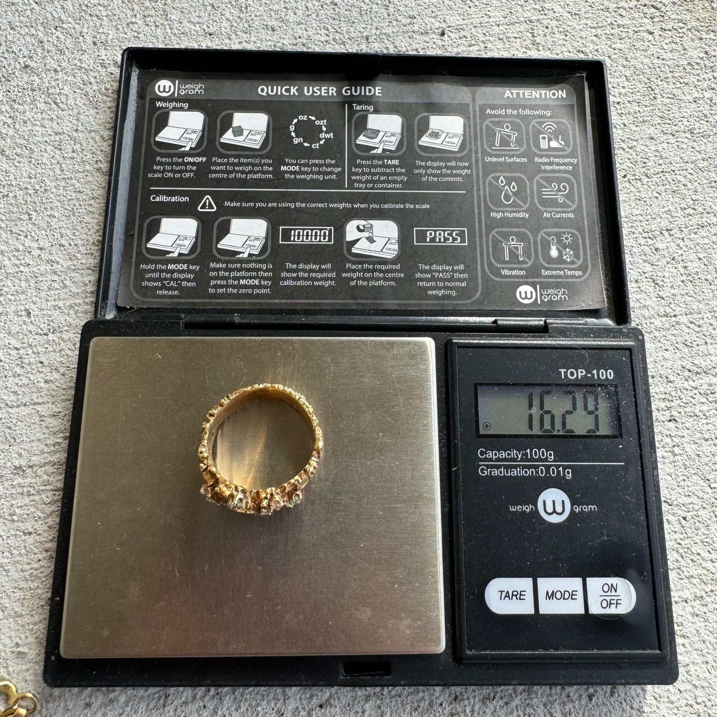 Vintage Solid 14k Yellow Gold Designer Made Heavyweight .50CTW Natural Diamond Cluster Brutalist Ring (10.5)