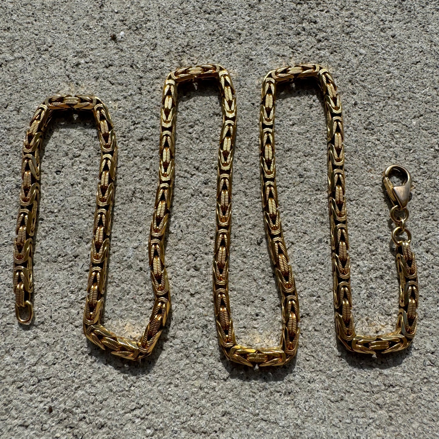 1990’s Solid 14k Italian Yellow Gold Heavyweight Byzantine Link Necklace (21.5”)