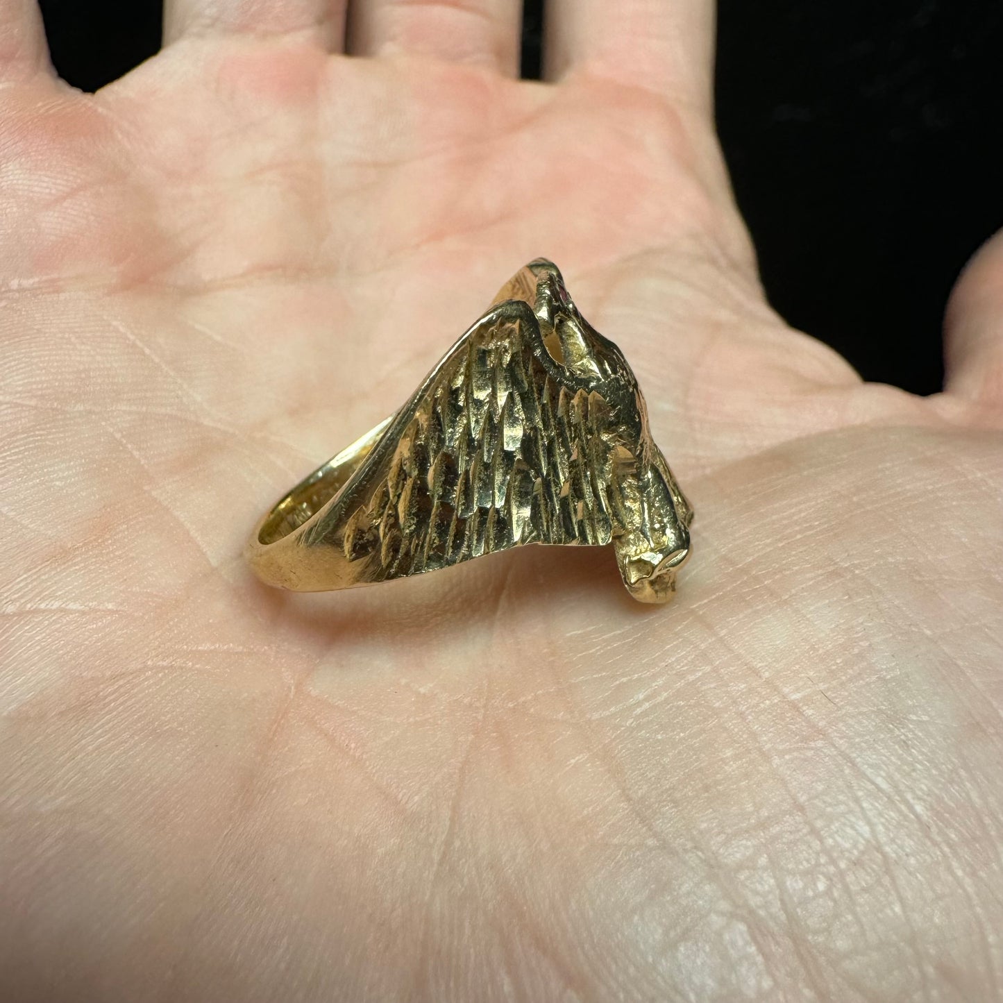1970’s Solid 14k Yellow Gold Ruby Encrusted Old Americana Eagle Ring (11)