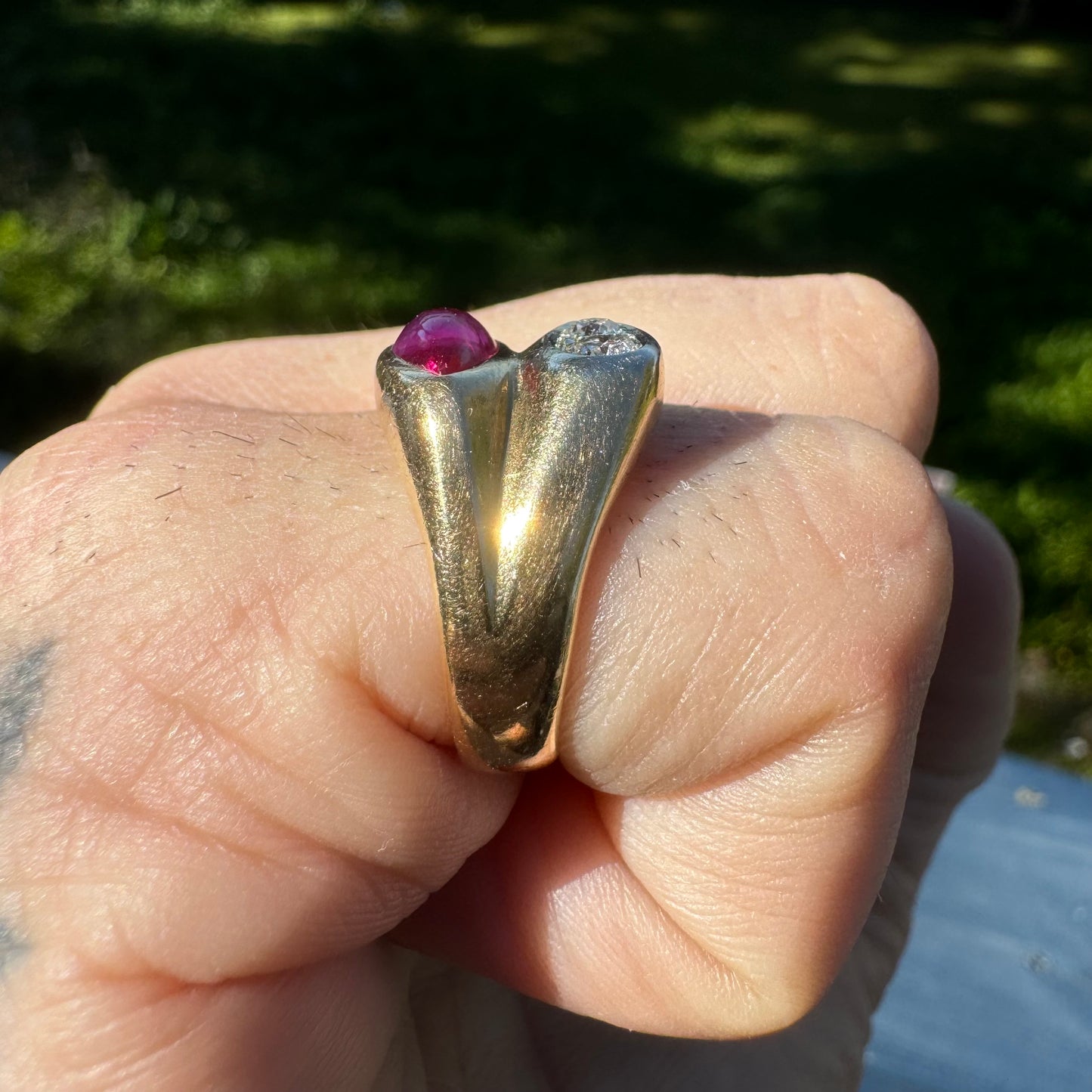 Vintage 14k Yellow Gold Tony Soprano Natural Diamond & Rhodolite Garnet Pinky Ring (7.5)