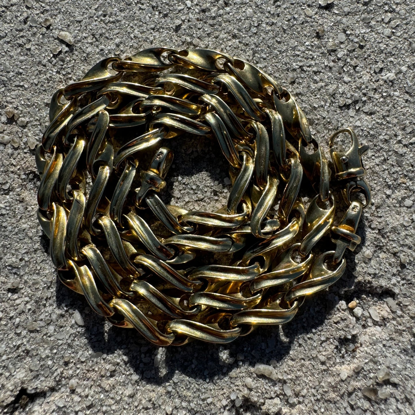 1980’s Solid 14k Yellow Gold Fancy Heavyweight Spiral Link Necklace (23”)