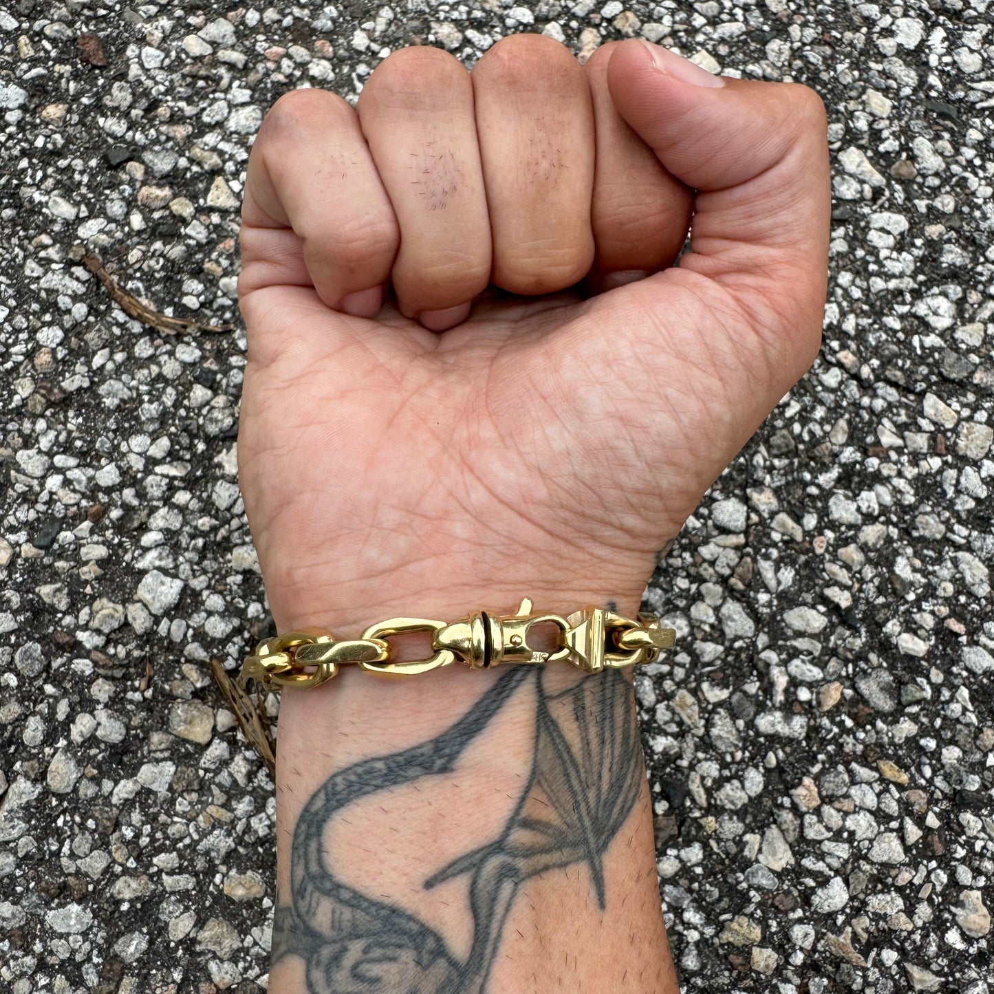 Vintage Solid 14k Yellow Gold Heavyweight Knife-Edged “Biker Chain” Anchor Link Bracelet (8”)