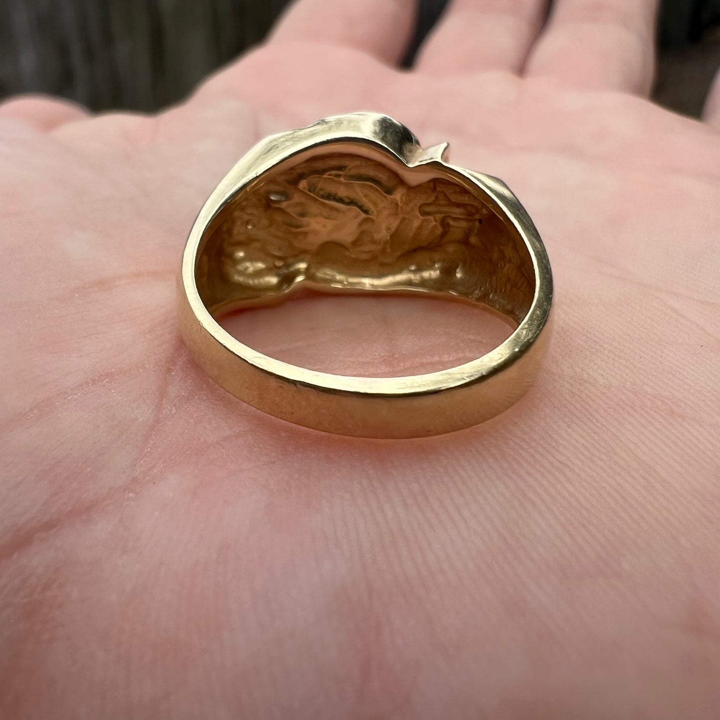 Vintage 14k Yellow Gold Opal Inlaid Modernist Ring (7.25)