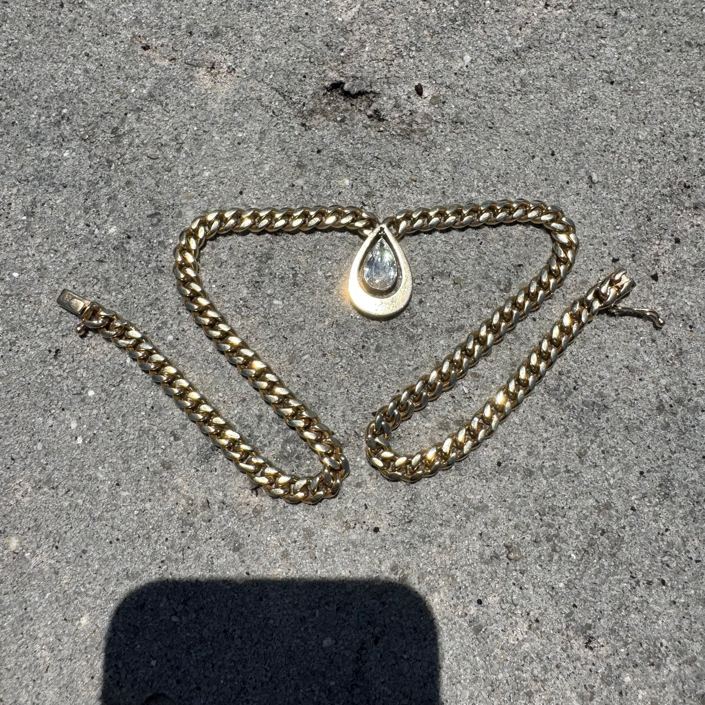 Vintage 1.78ct Natural Pear Cut Diamond Solitaire Solid 14k Yellow Gold Heavyweight Cuban Link Necklace (16”)