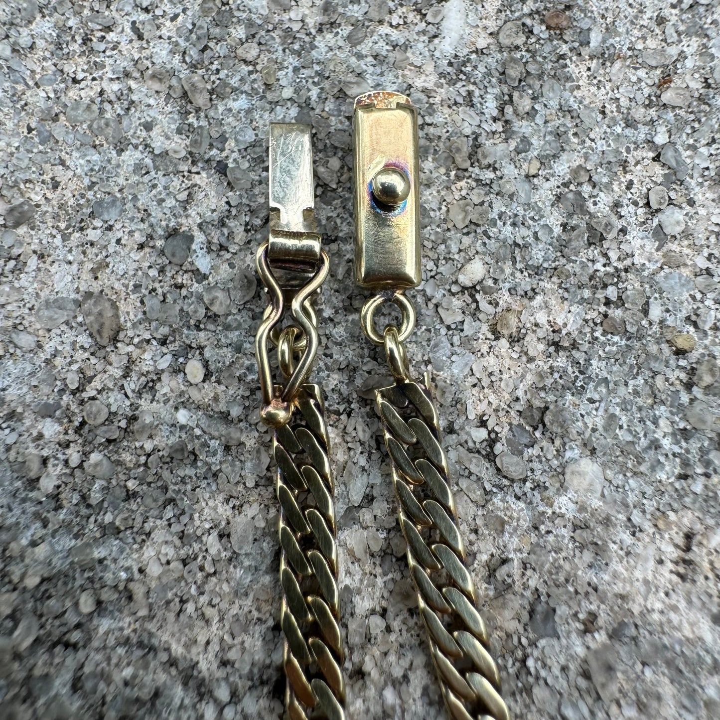 Circa 1970’s Solid 14k Italian Yellow Gold Herringbone Style Cuban Link Necklace (19.25”)