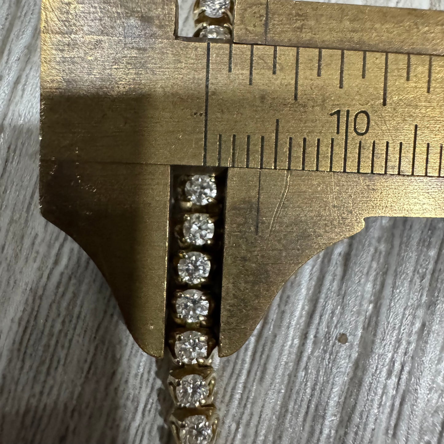 Vintage 14k Yellow Gold Classic 3.0ctw Natural Diamond Tennis Bracelet (7”)