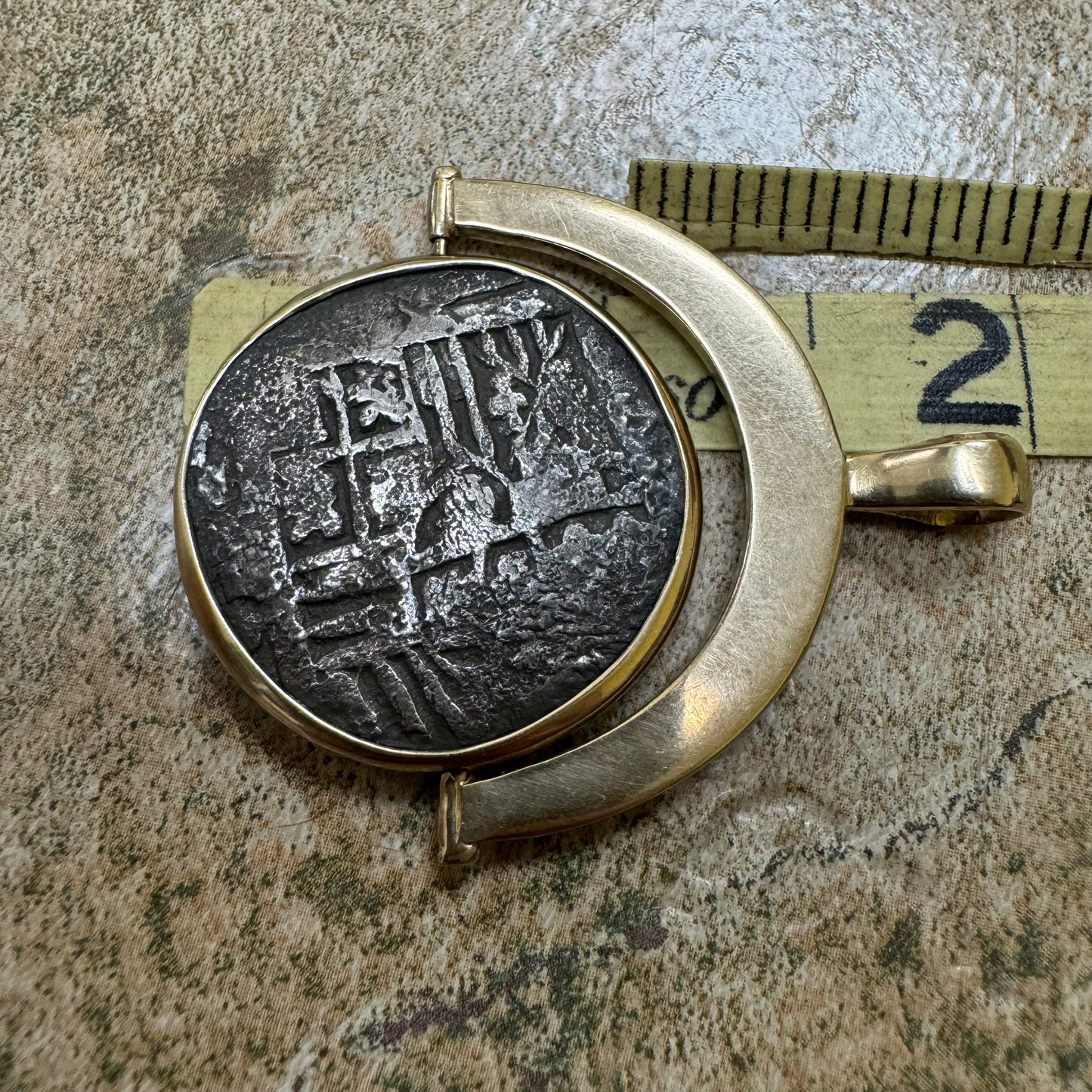 1681 Santa Maria De La Consolación Sea Salvaged Silver 8 Reale Shipwreck Coin Spinning Solid 14k Yellow Gold Pendant