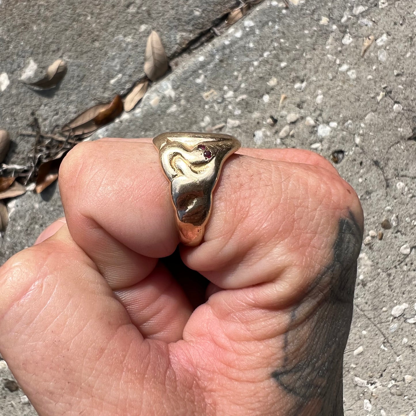 Victorian Era Solid 14k Yellow Gold Double Serpent Signet Ring (10)