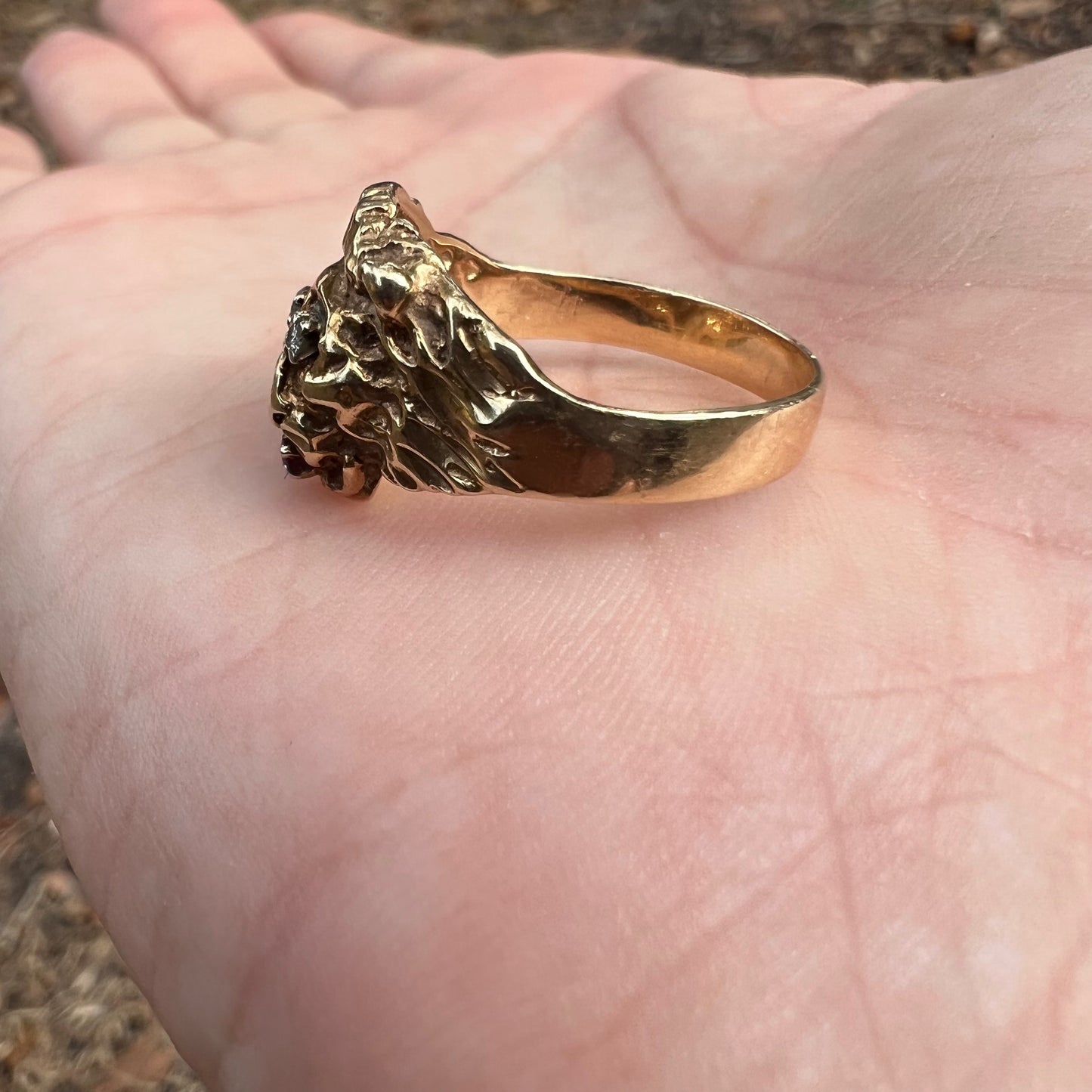 1970’s 14k Yellow Gold Natural Diamond And Ruby Encrusted Lion Ring (7.25)