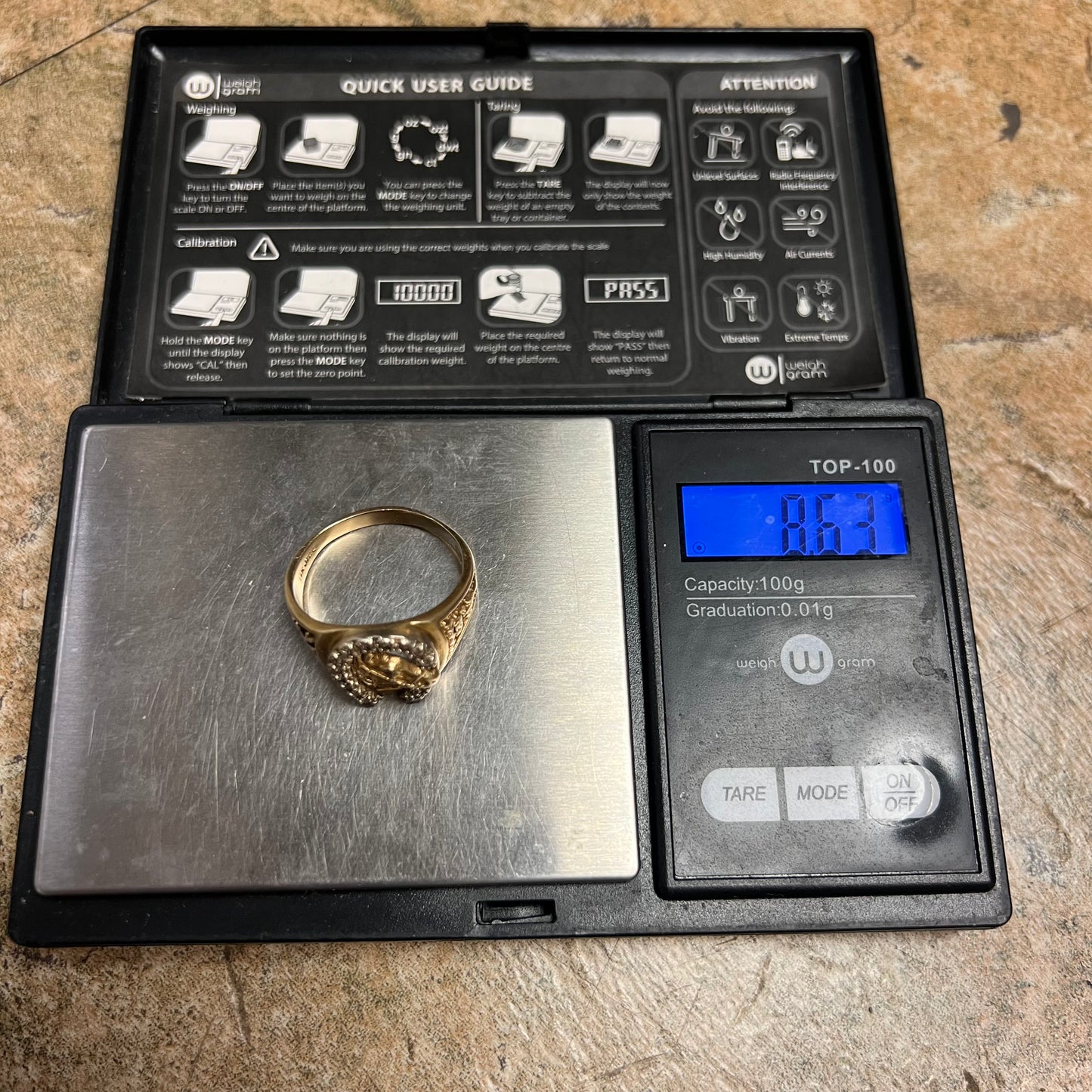 1980’s Solid 14K Yellow Gold .50CTW Natural Diamond Encrusted Good Luck Horseshoe “Gamblers Ring” (12.75)
