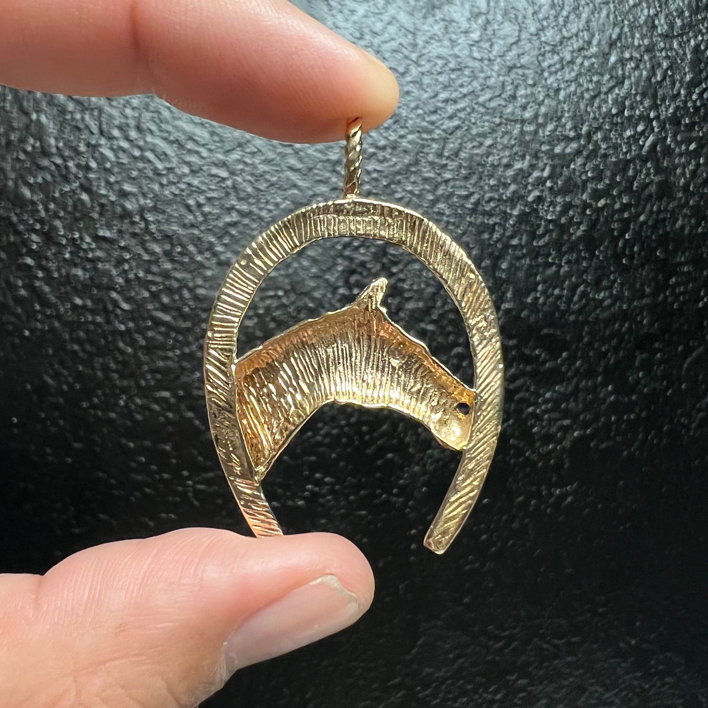 1980’s Solid 14k Yellow Gold Large Good Luck Horseshoe Pendant