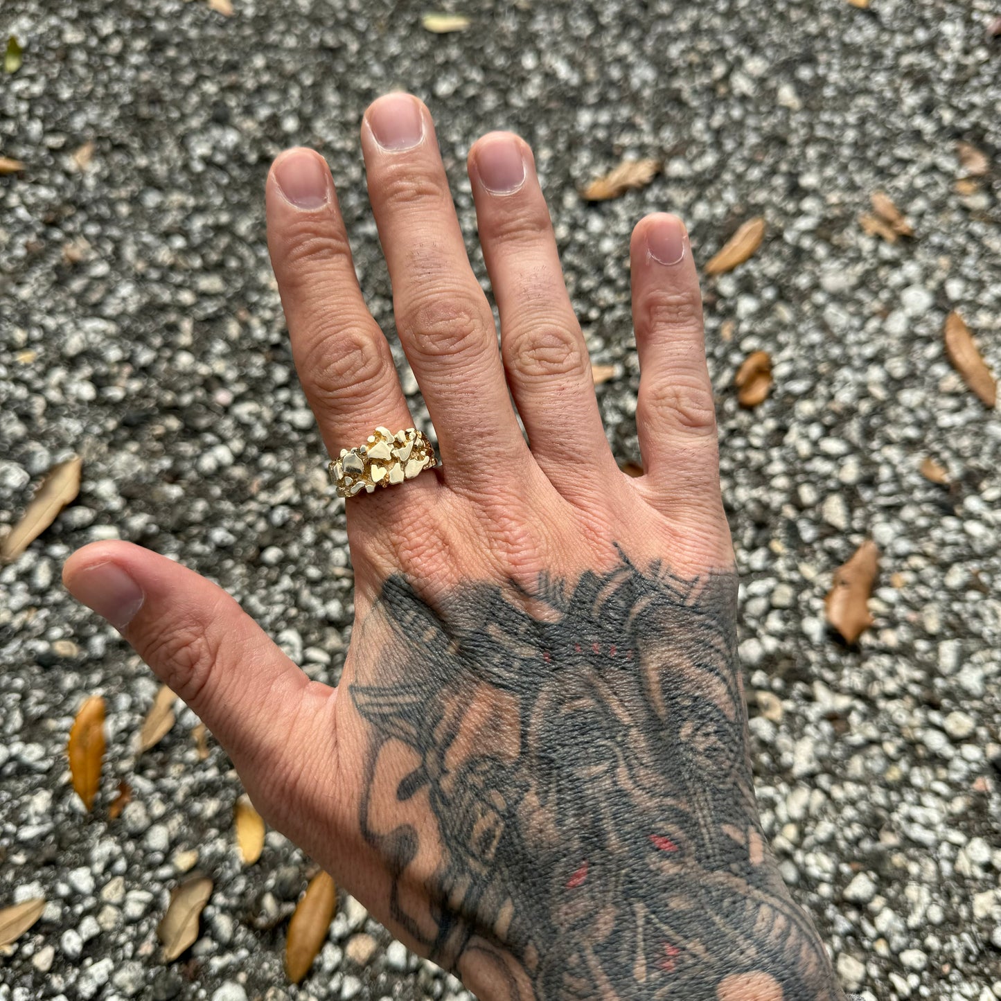 Immaculate 1980’s Solid 14k Yellow Gold Heavyweight Nugget Ring (11)