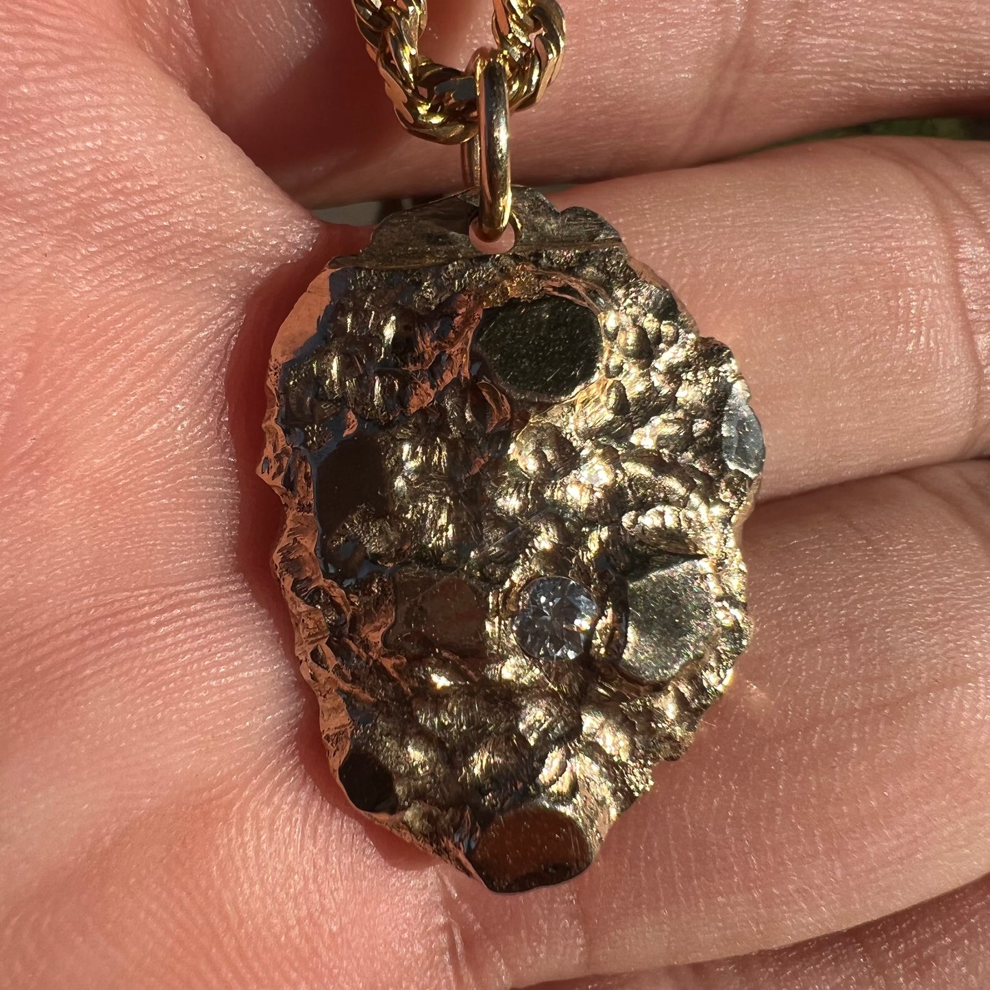 Solid 18k Yellow Gold Natural Diamond Encrusted Nugget Pendant