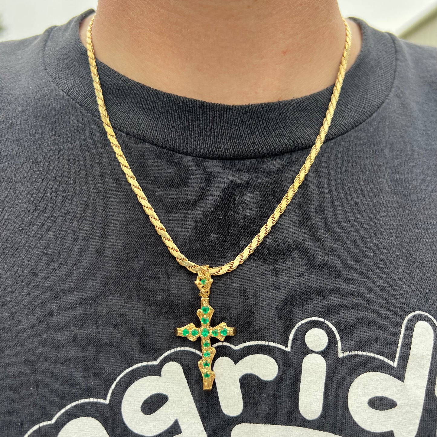 Vintage Custom Made Solid 18k Yellow Gold Colombian Emerald Encrusted Brutalist Cross Pendant