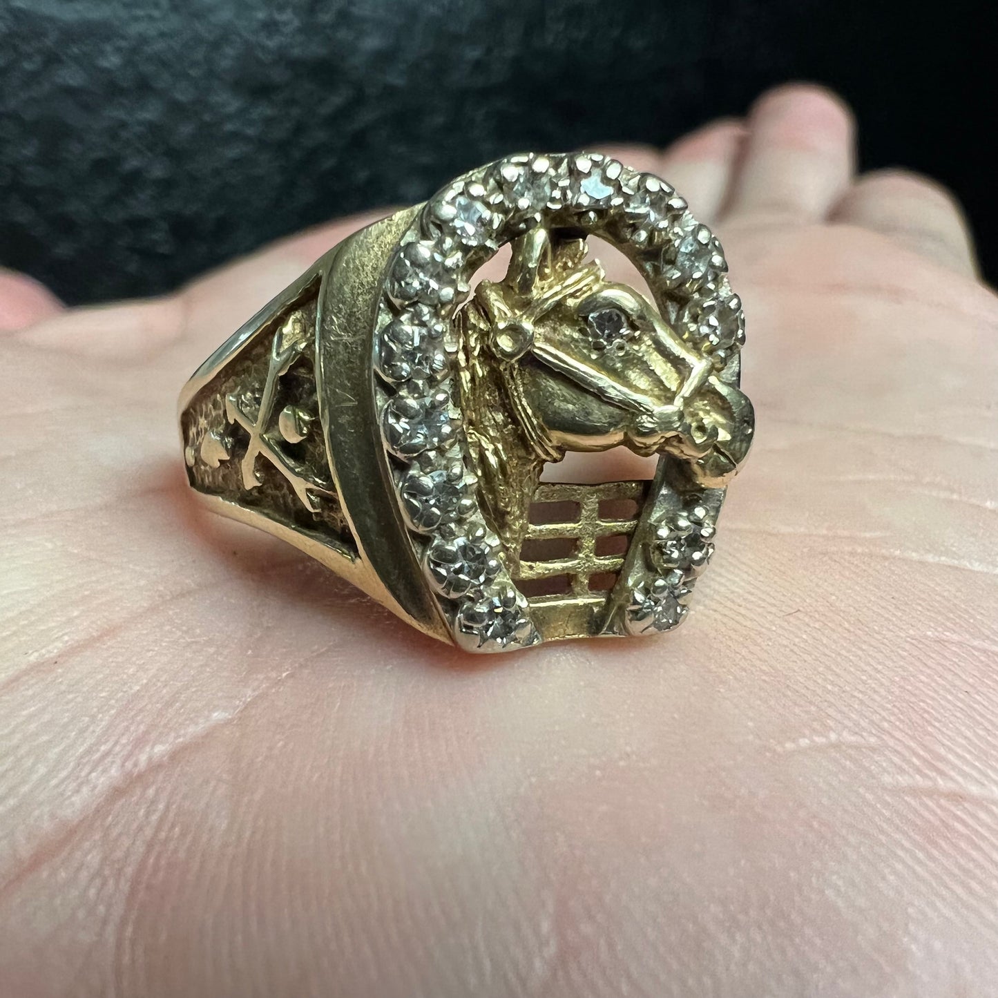 1980’s Solid 14K Yellow Gold .50CTW Natural Diamond Encrusted Good Luck Horseshoe “Gamblers Ring” (12.75)