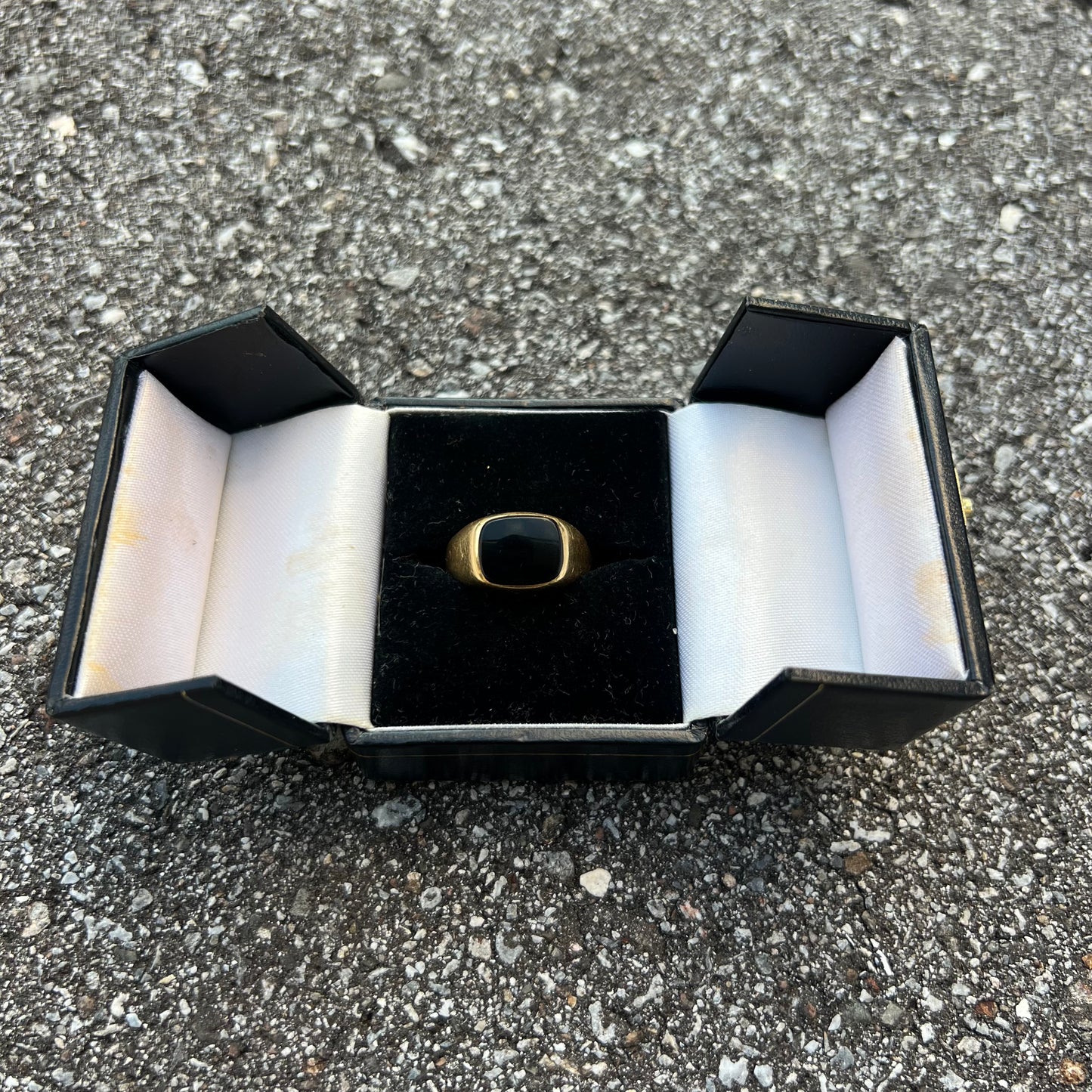 Mid-Century 18k Black Onyx Italian Signet Ring (10.5)